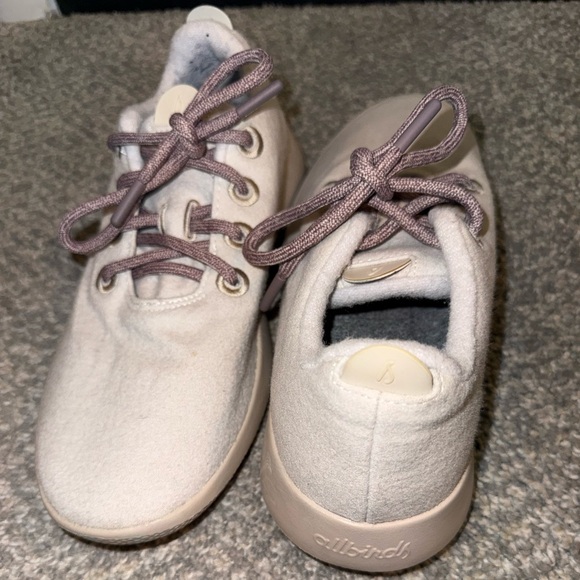 All Birds Wool Women's Runner Mizzles - Ginseng (Beige Sole) - Picture 7 of 9